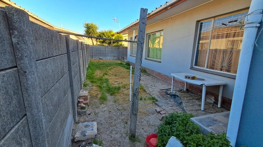 3 Bedroom Property for Sale in Belmont Park Western Cape